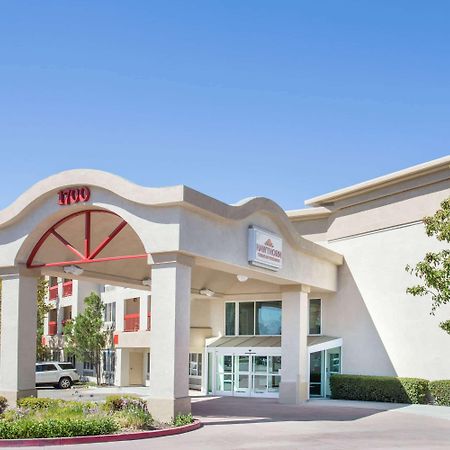 Hawthorn Suites By Wyndham Livermore Dış mekan fotoğraf